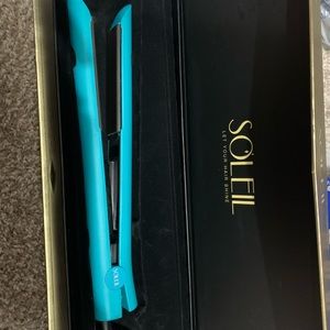 Soleil Flat Iron Turquoise